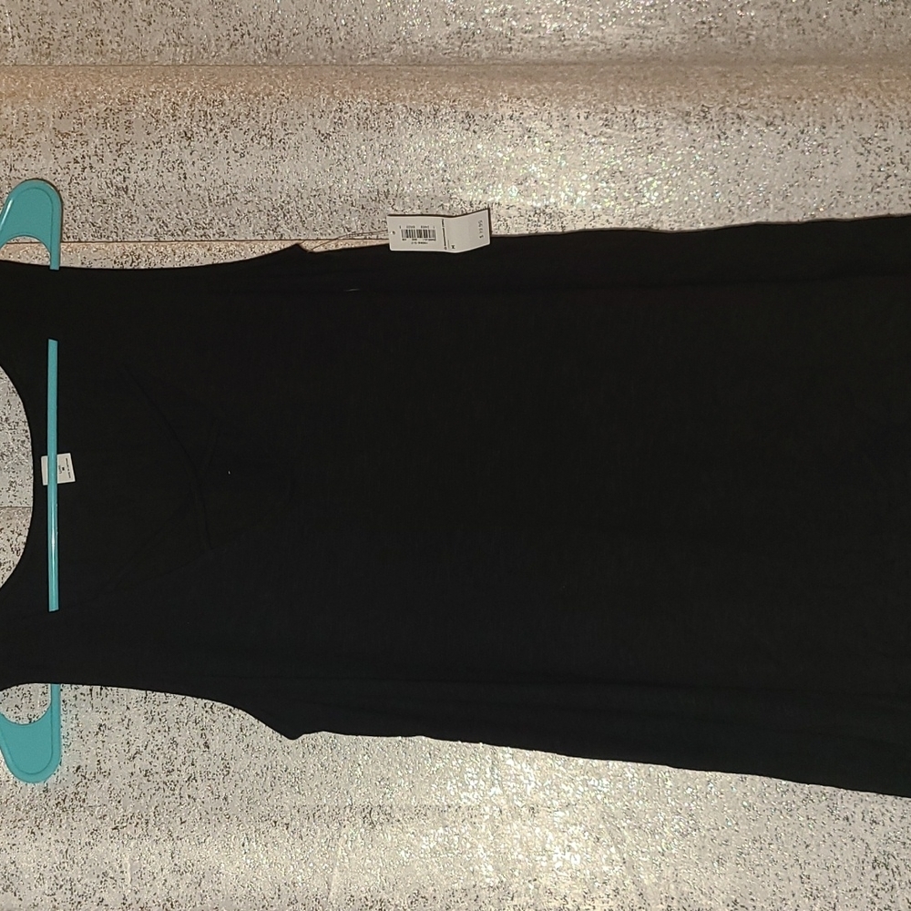 NWT OLD NAVY TANK TOP SIZE M